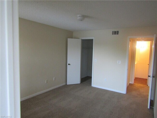 Foto del edificio - 5713 Gatlin Ave