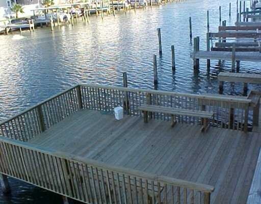 Patio/terraza - Shuffleboard Condominiums