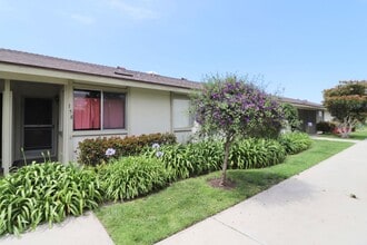 Building Photo - 158 E Elfin Green