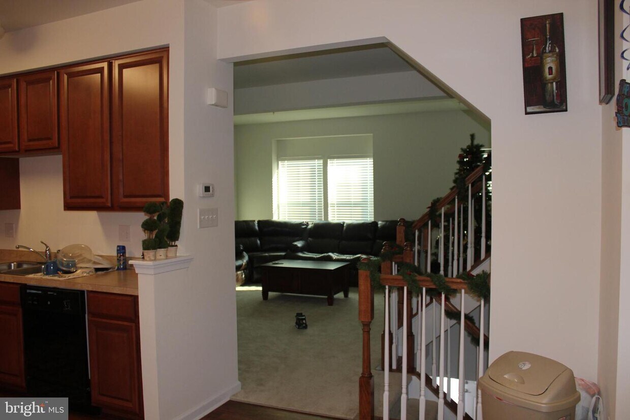 366 Larose Dr, Coatesville, PA 19320 Townhome Rentals in Coatesville