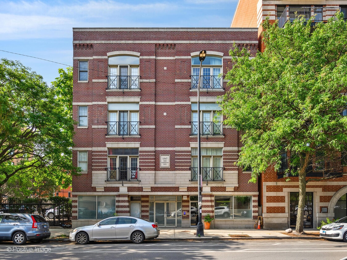 Primary Photo - 1347 W Washington Blvd