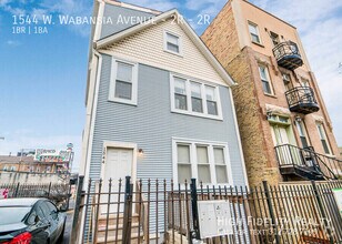 Building Photo - 1544 W Wabansia Ave