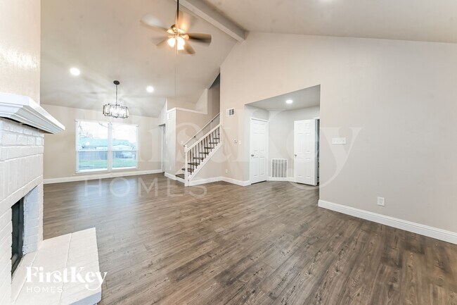 Foto del edificio - 2023 Godiva St