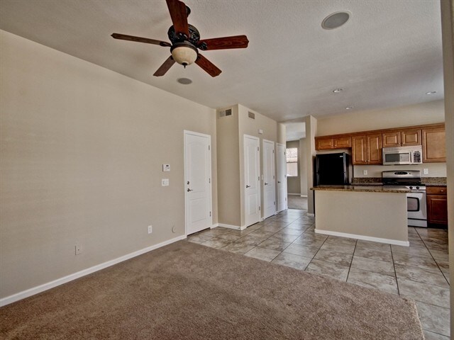 Building Photo - 2190 N 135th Dr