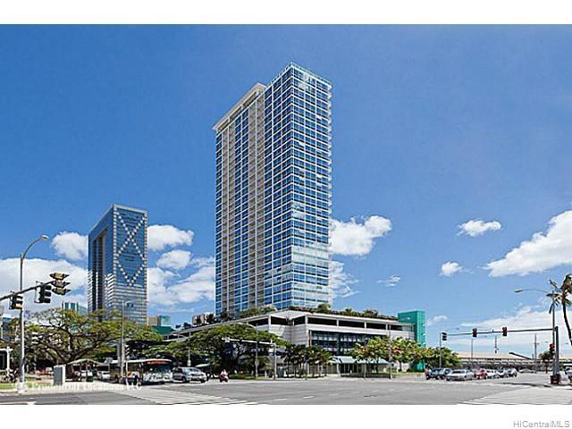 BUILDING - 909 Kapiolani Blvd Apartment