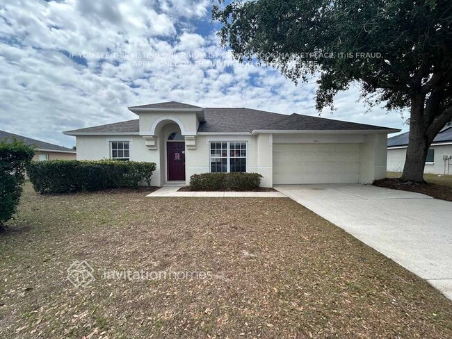 Building Photo - 5261 English Dr
