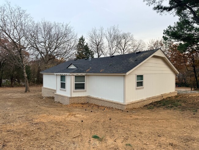 Building Photo - 3513 W 39th St