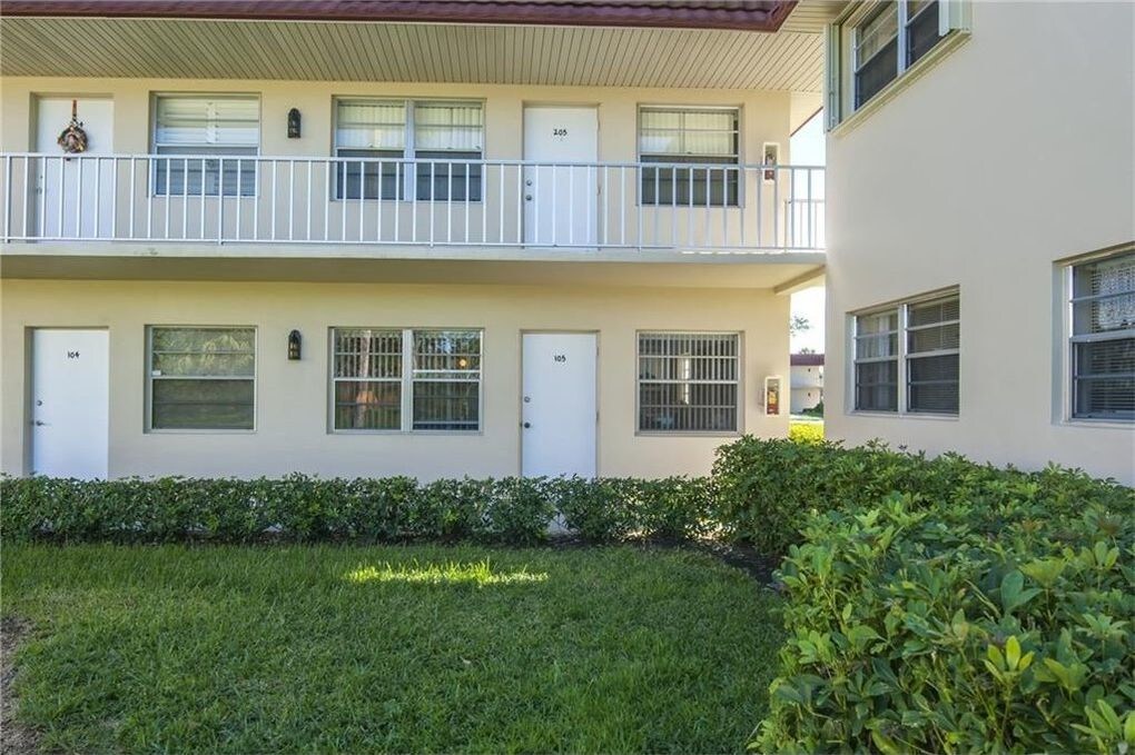 107 Spring Lake Ct, Vero Beach, FL 32962 Condo for Rent in Vero Beach