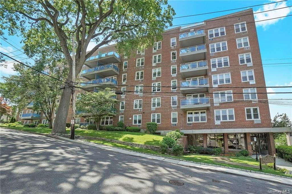 Foto principal - 21 Fairview Ave