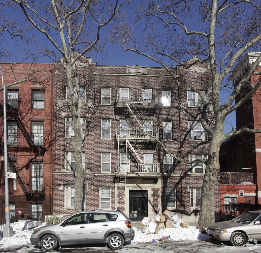 Foto del edificio - 145-147 Noble St