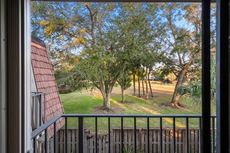 Building Photo - 3098 SW Sunset Trace Cir