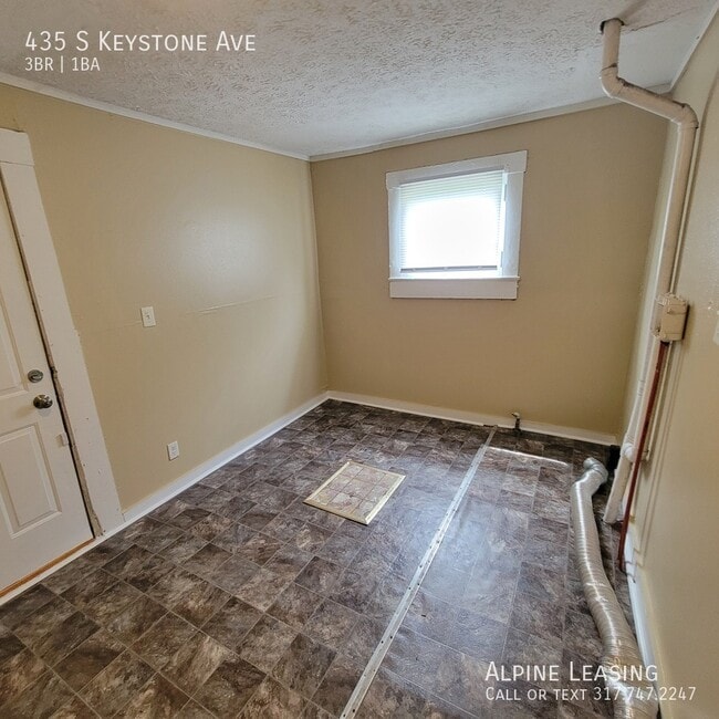 Building Photo - 435 S Keystone Ave