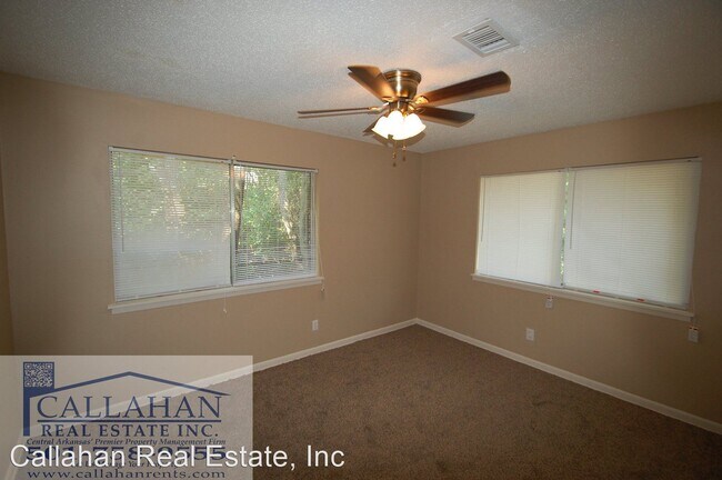 Building Photo - 5705 Sonora Dr