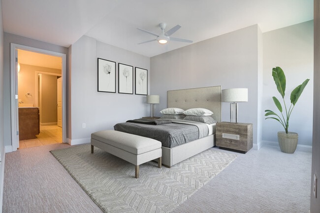Overlook at RiverPlace apartments — community photo - Overlook at RiverPlace