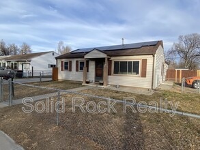 Building Photo - 1917 Ouray Ave