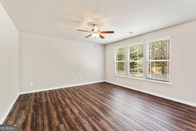 Building Photo - 143 Hunts Mill Circle