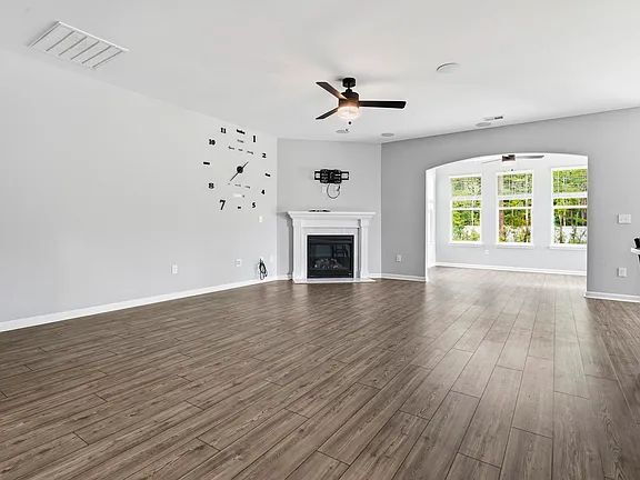 Foto del edificio - Expansive 6-Bedroom Home – 4300 Sq Ft in Arcadia