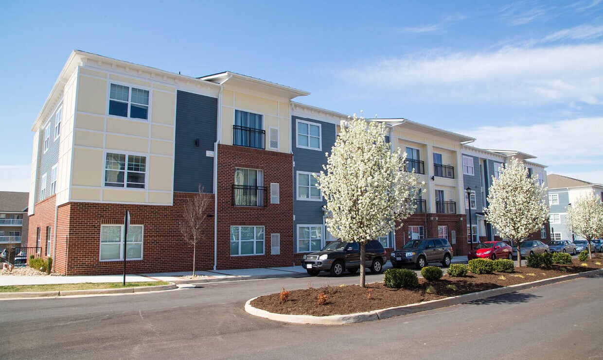 Foto principal - 201 Cornerstone St