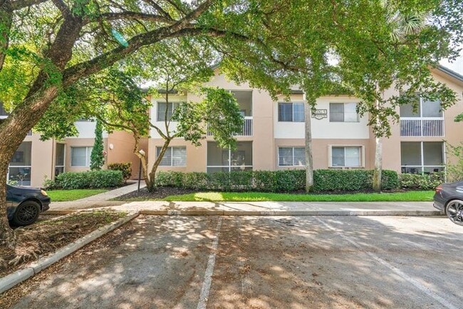 Foto del edificio - 9899 Westview Dr
