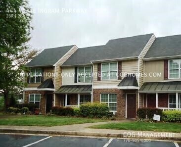Foto principal - 280 Merchants Dr