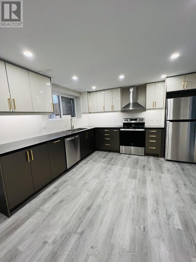 Photo du bâtiment - 104 Meredith Dr