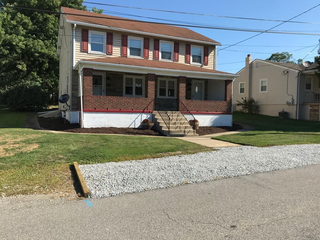 305 1st St, Lawrence, PA 15055 Townhouse for Rent in Lawrence, PA