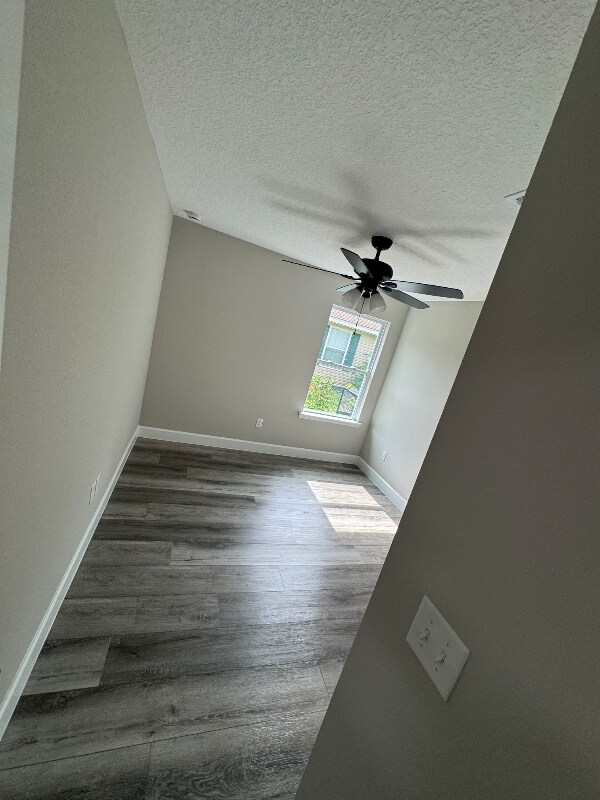 Foto del edificio - 2156 W 45th St