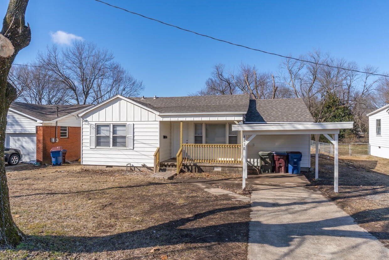 Primary Photo - * Move-In Special * Fully Remodeled 3 Bed,...