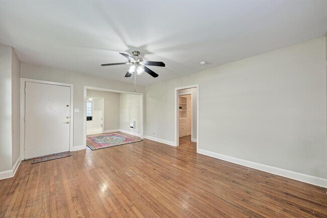 Foto del edificio - 1505 Justin Ln
