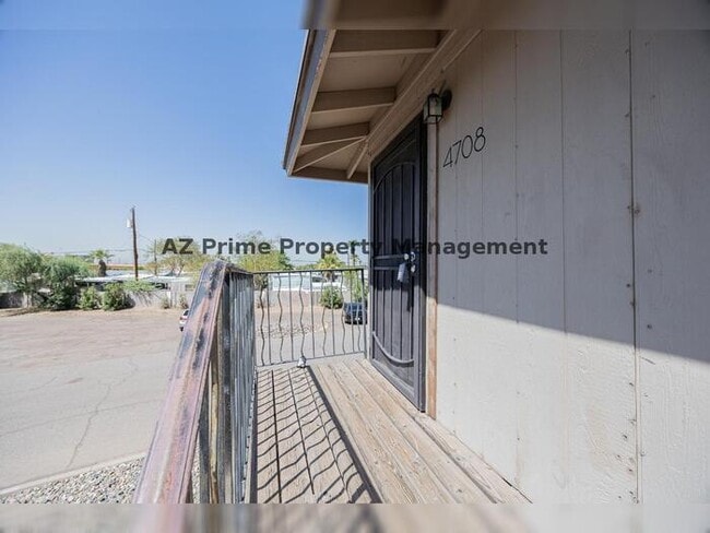 Building Photo - 4708 E Portland St