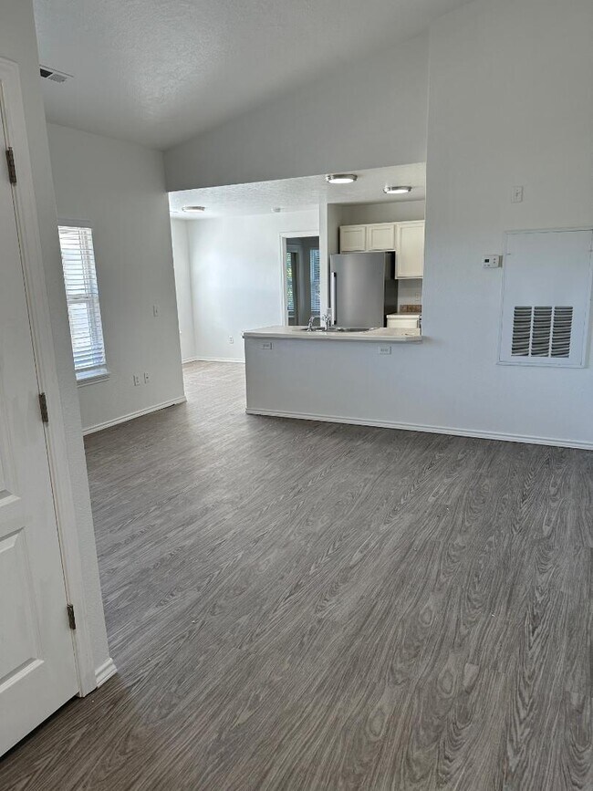 Foto del edificio - 11811 Clover Field Ln