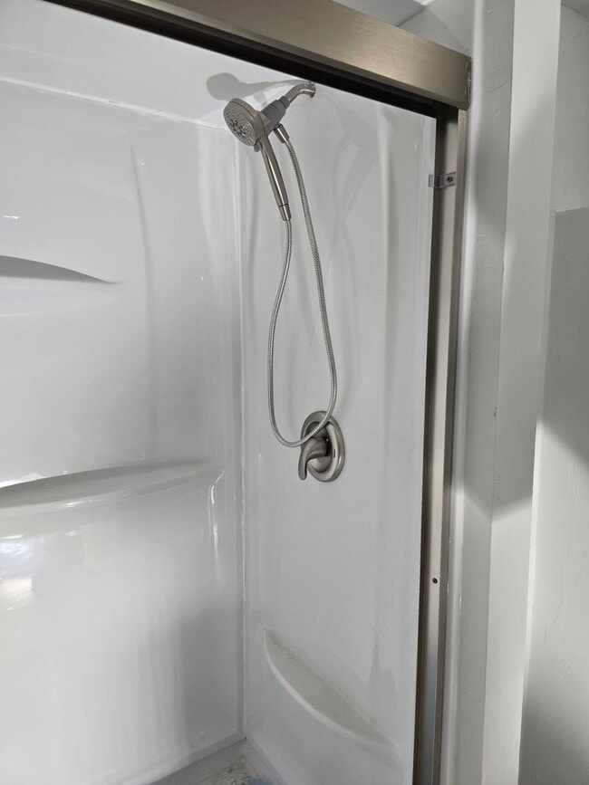 Foto del edificio - 655 S 7th Ave