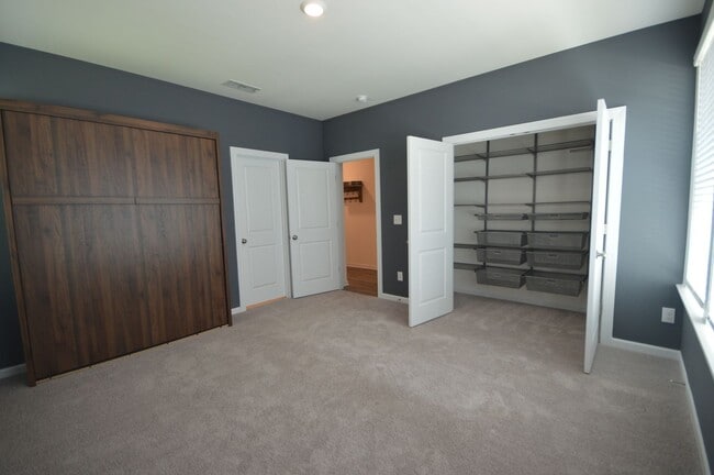 Building Photo - 7016 Gentle Pine Pl