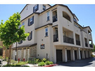 Building Photo - 1797 Snell Pl