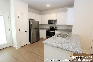 Foto del edificio - 10344 Lynwood Crk
