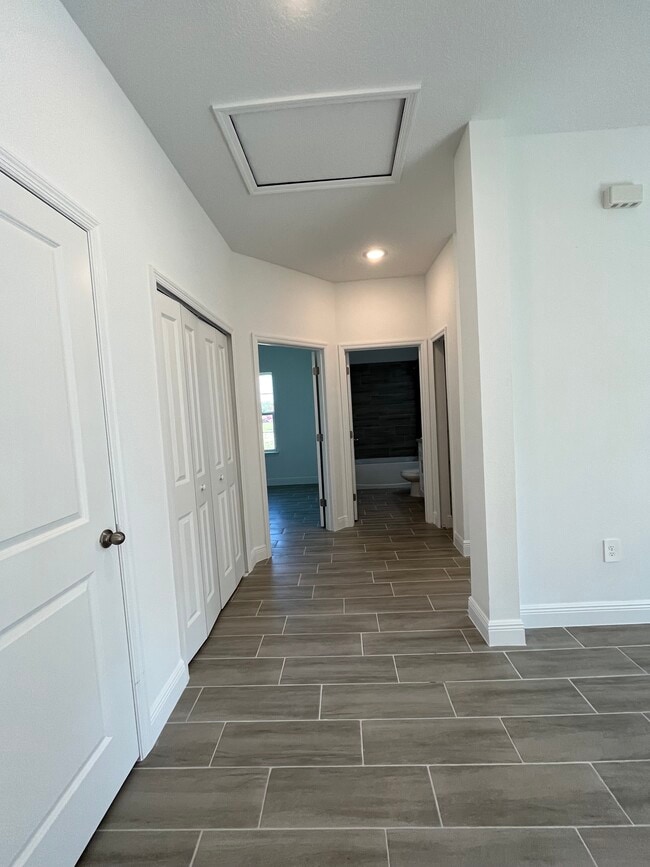 Foto del edificio - 1584 Cumin Dr