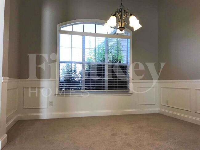 Foto del edificio - 452 Old Cahaba Way