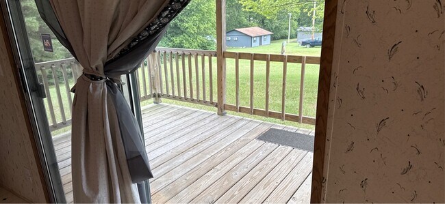 Foto del edificio - 412 Schaal Rd