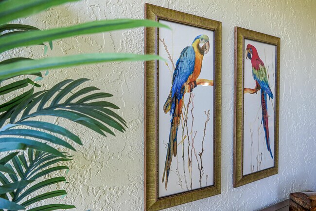 Building Photo - 275 Palm Ave