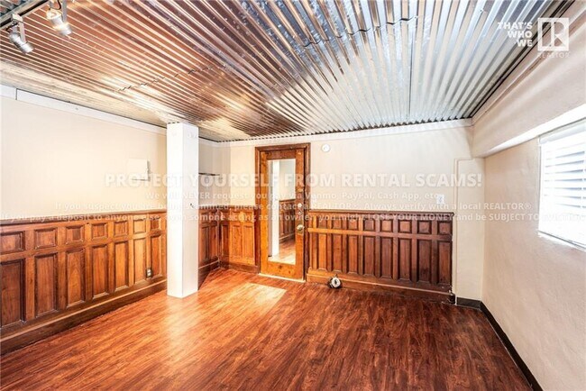 Foto del edificio - 626 W Dickson St
