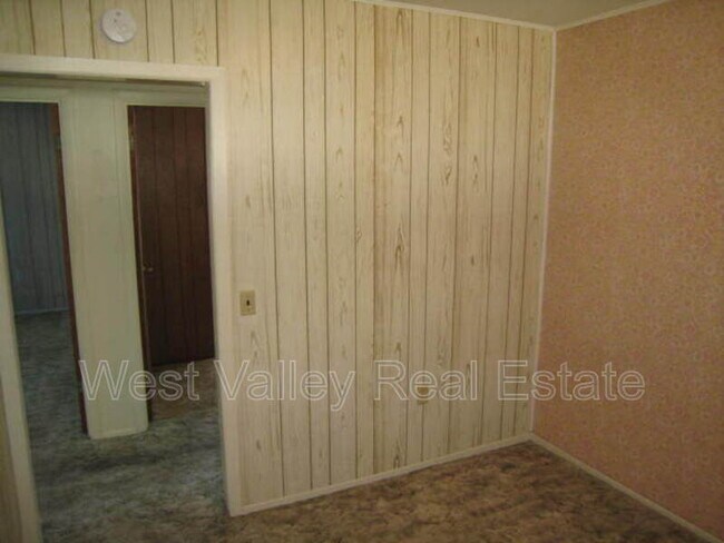 Foto del edificio - 414 S 10th St