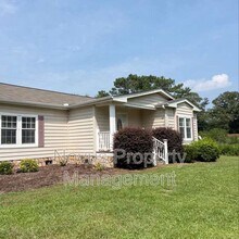 Building Photo - 205 Tom Fletcher Rd