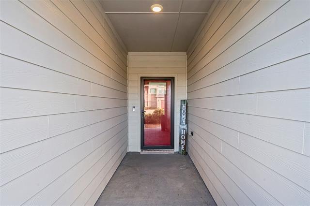 Foto del edificio - 9352 Herringbone Dr