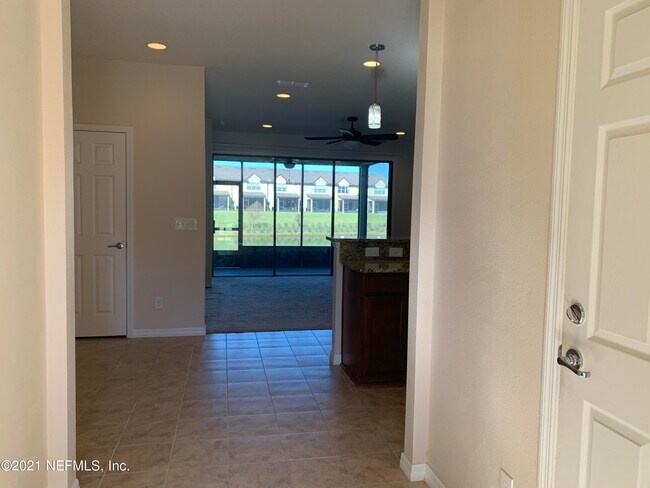 Foto del edificio - 7007 Berrybrook Dr