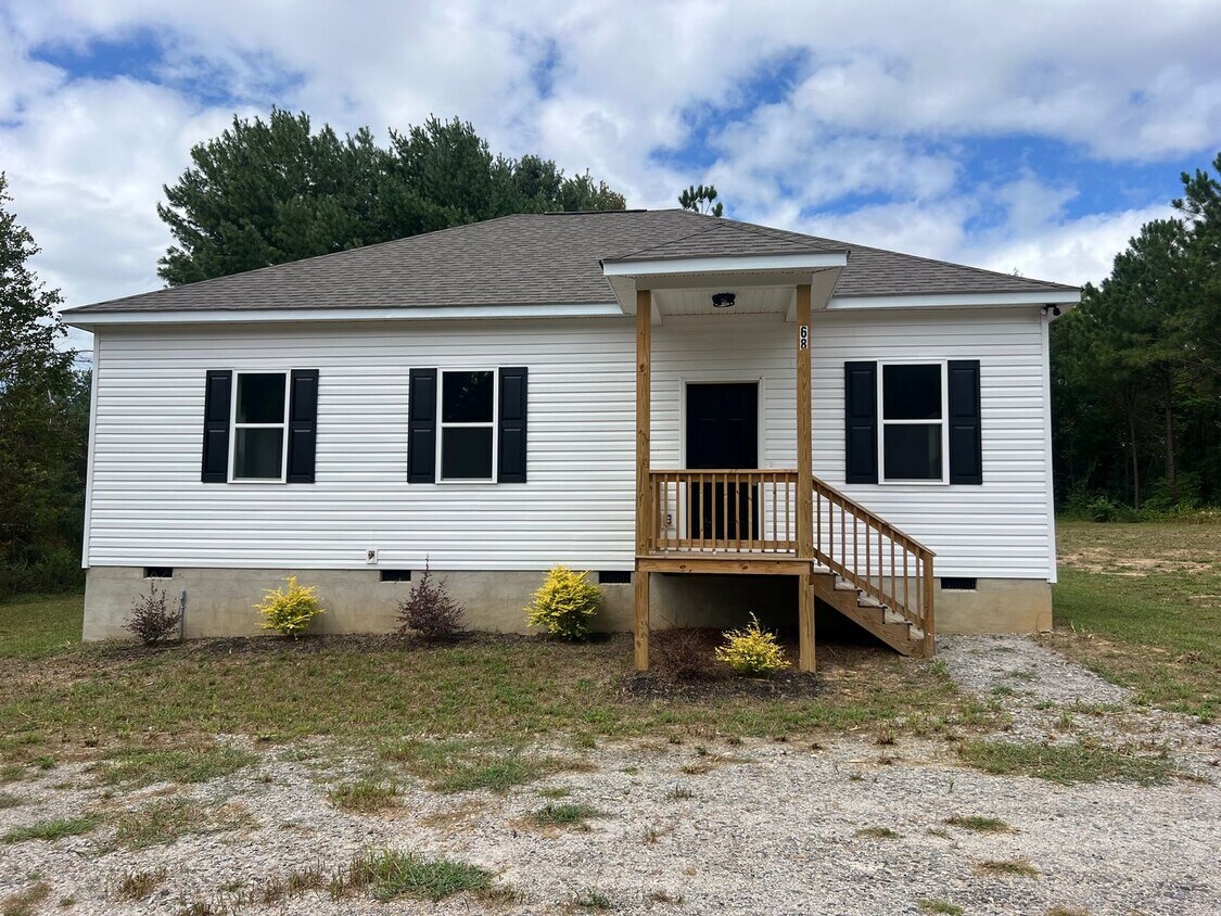 Foto principal - 3 Bedroom 2 Bathroom 2025 model house for rent