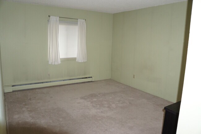 Master Bedroom - 3120 Corona Trl
