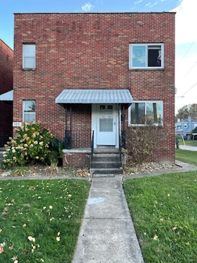 Foto principal - Great 2 bedroom Near Ritter Park in Huntin...