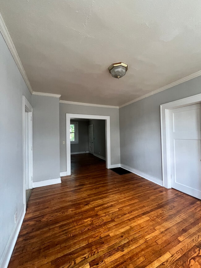 Dining Room - 677 Seabury Ave