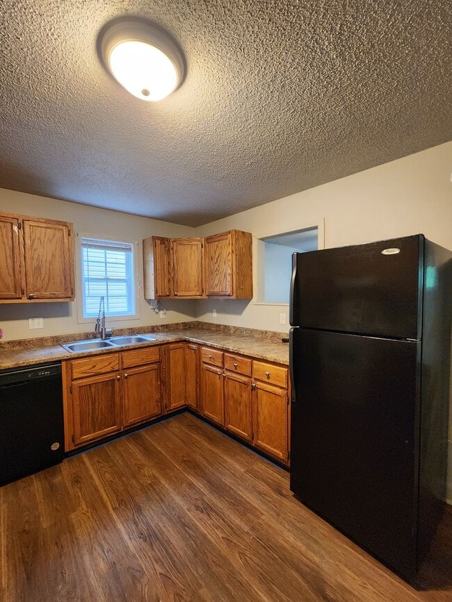 Building Photo - Arden Rental
