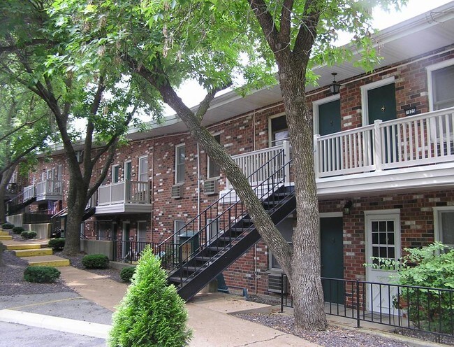 Laclede Forest Apartments Apartments Saint Louis, MO